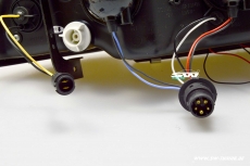 Angel Eye Scheinwerfer fr AUDI A4 B5 95-98 LED Standlichtringe chrom