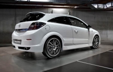 Opel Astra H GTC 05-10 Heckstostange Invader m Teilegutachten