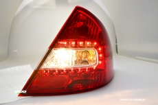 SW-Light LED Rckleuchten fr Ford Mondeo Mk3 Stufenheck/Flieheck red/chrystal Typ B4Y/B5Y