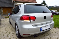 SW-Celi LED Rckleuchten fr VW Golf VI 08-12 Cherry red/clear Lightbar mit LED Blinker