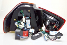 SWCeli LED Rckleuchten fr 3er BMW E90 Limo 05-08 red/red Lightbar (nicht 335d)